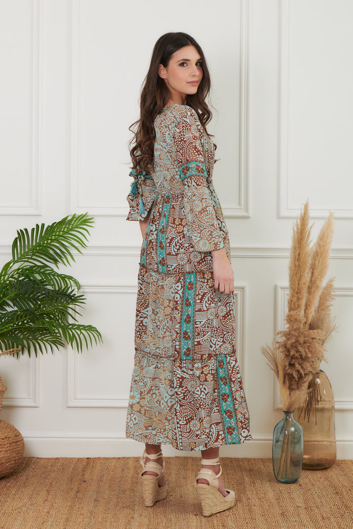 VESTIDO LONGO COM MANGAS FRUTAS